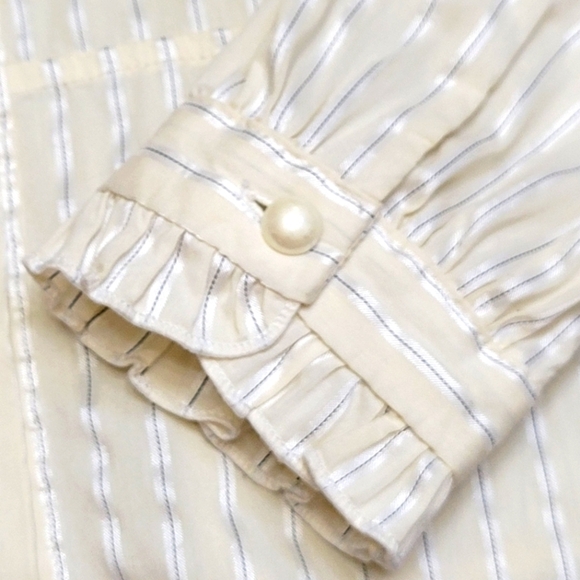 ITALIAN FABRIC Adorable Stripe Peplum Blouse with Pearl Buttons Size M - Picture 6 of 11